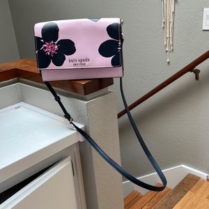 Kate spade NWOT cross body bag pink